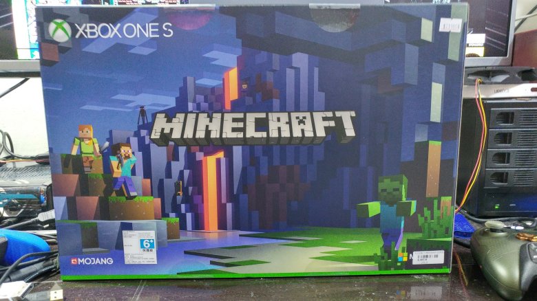 Xbox One S Minecraft Limited Edition Console